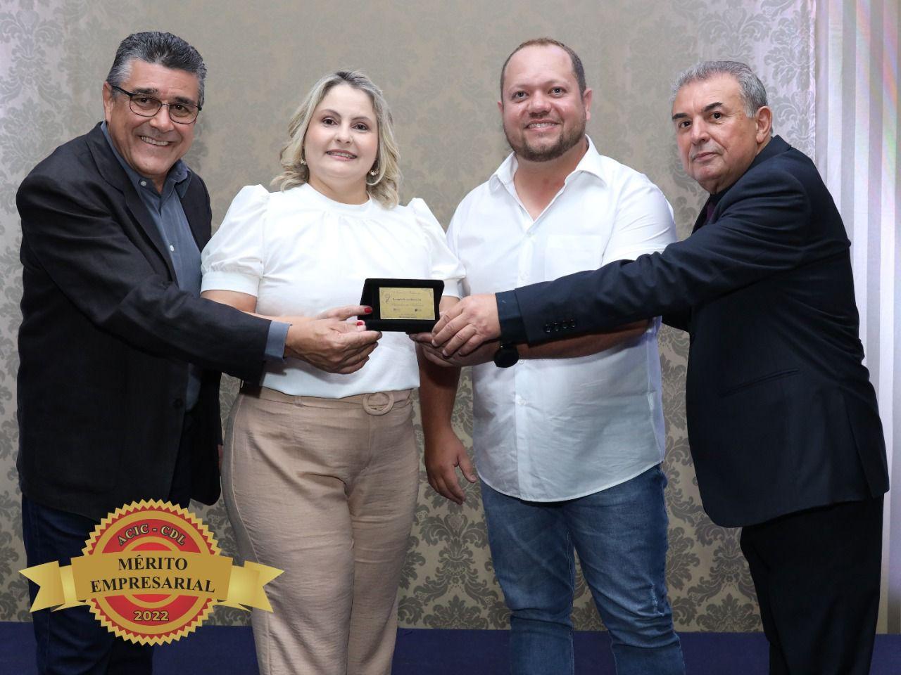 Agradecimento aos nossos Clientes e Parceiros por mais essa conquista. Agradecimento aos nossos Clientes e Parceiros por mais essa conquista.